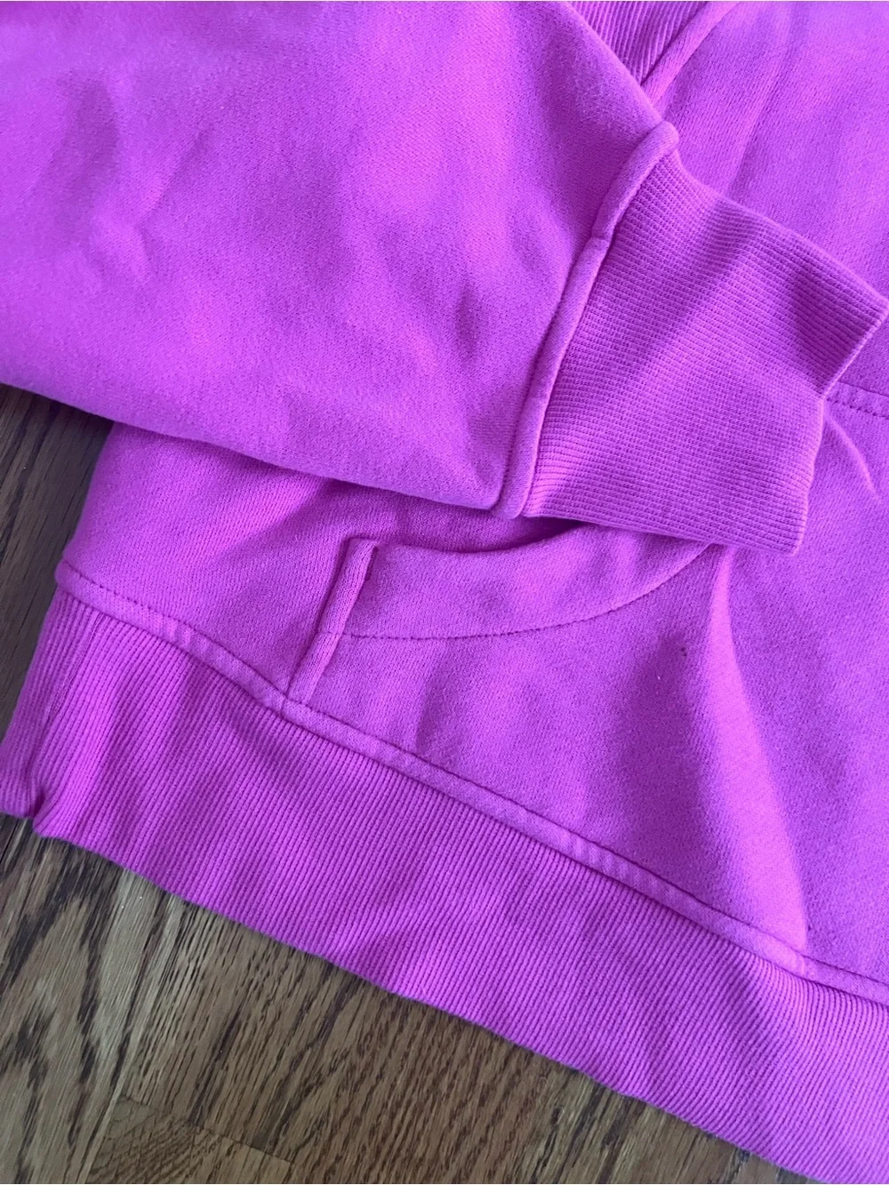 Lululemon 1/2 Zip Cropped Scuba Sweatshirt - Picture 4 of 14